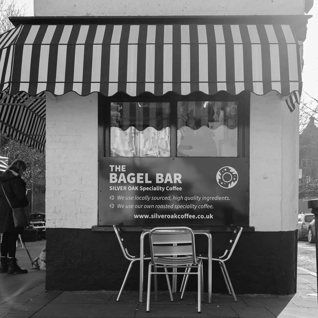 murpworkschrome - light on a lens - Morning Coffee - The Bagel Bar - table and chairs I image